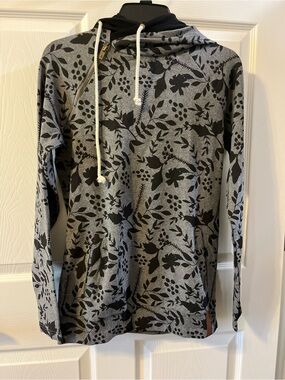 AMPERSAND AVE Gray Hoodie with Black Botanical Print